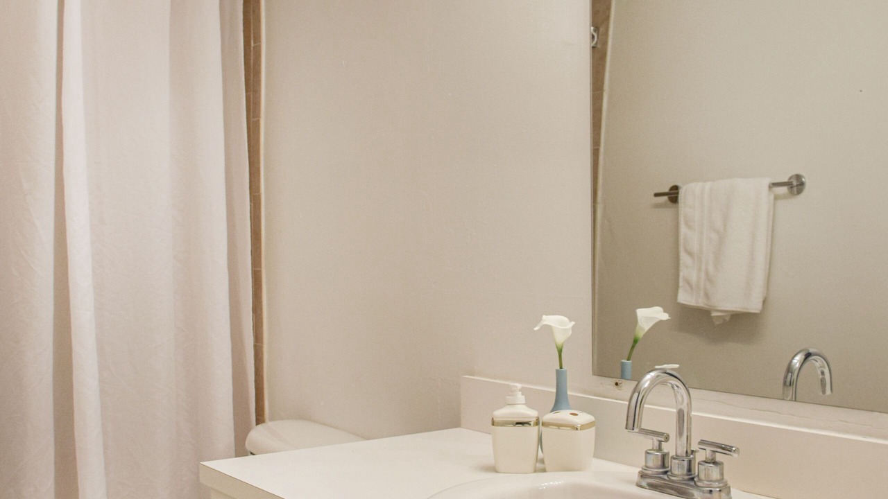 Photo of Bathroom in Key Biscayne