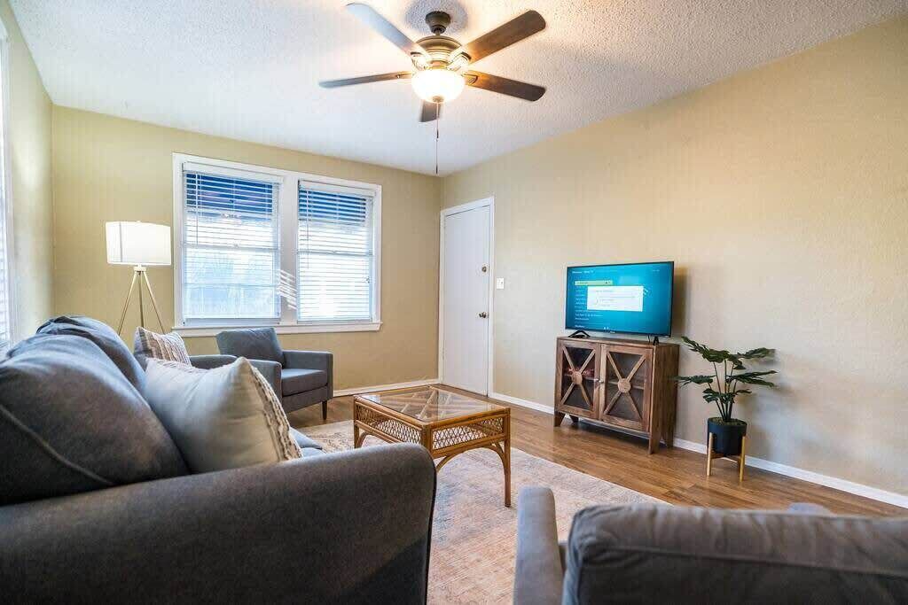 Photo of Livingroom in Riverside