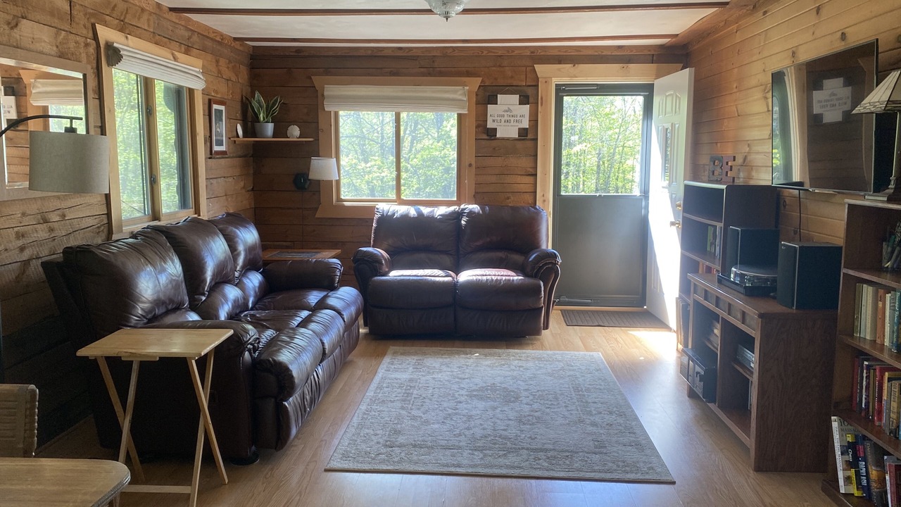 Photo of Livingroom in Lyndon Station