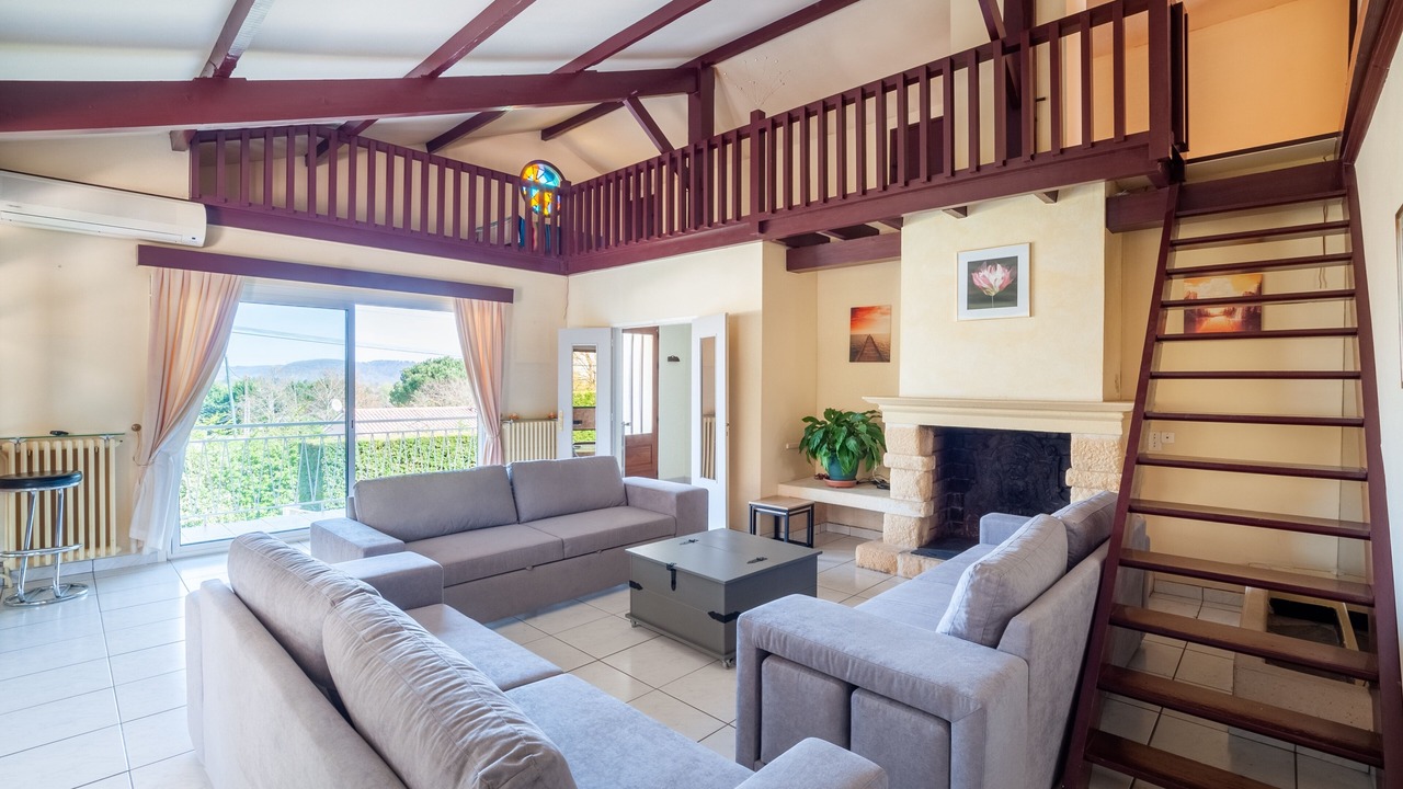 Photo of Livingroom in Montayral