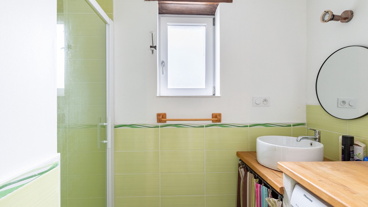 Photo of Bathroom in Plouer-sur-Rance