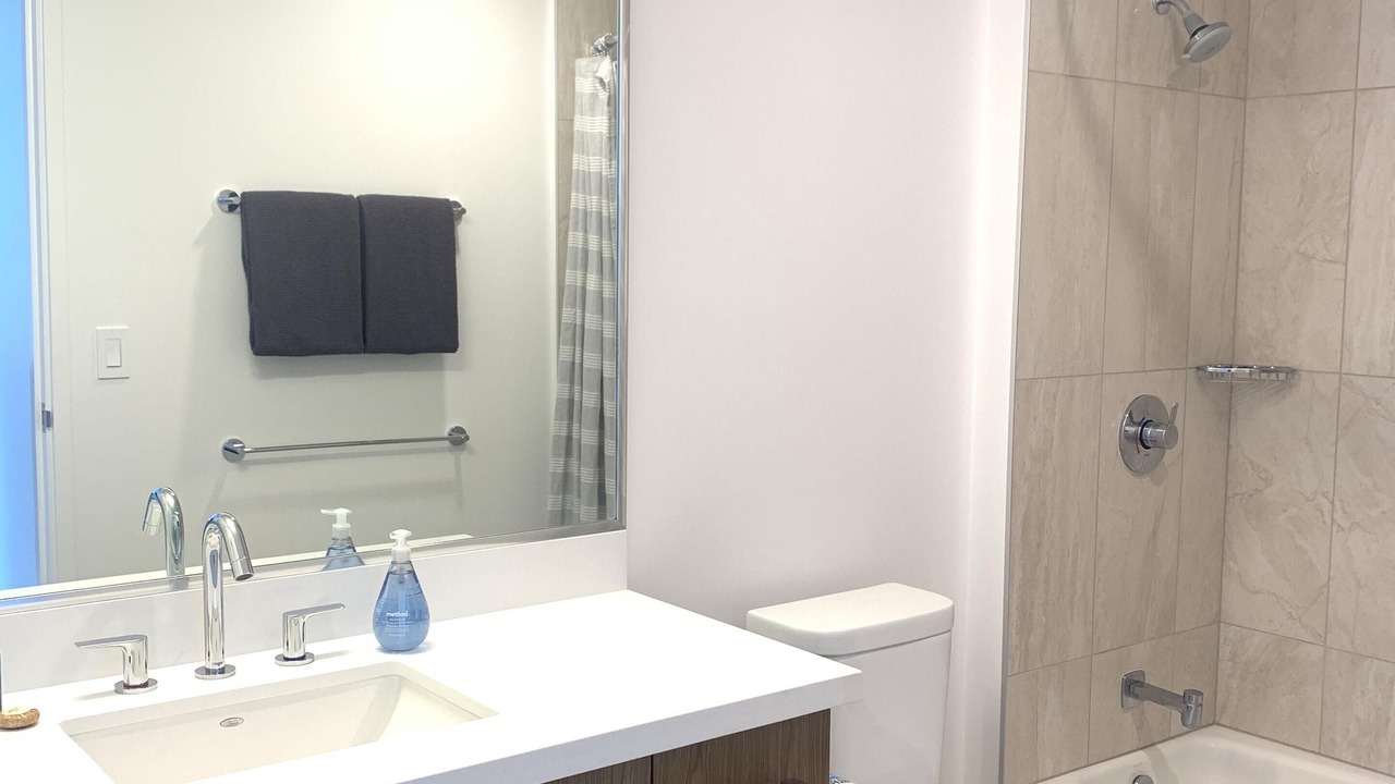 Photo of Bathroom in Ala Moana