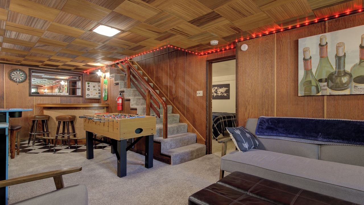 Photo of Bedroom in Dunsmuir