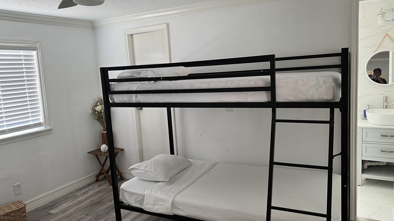 Photo of Bedroom in Highlands