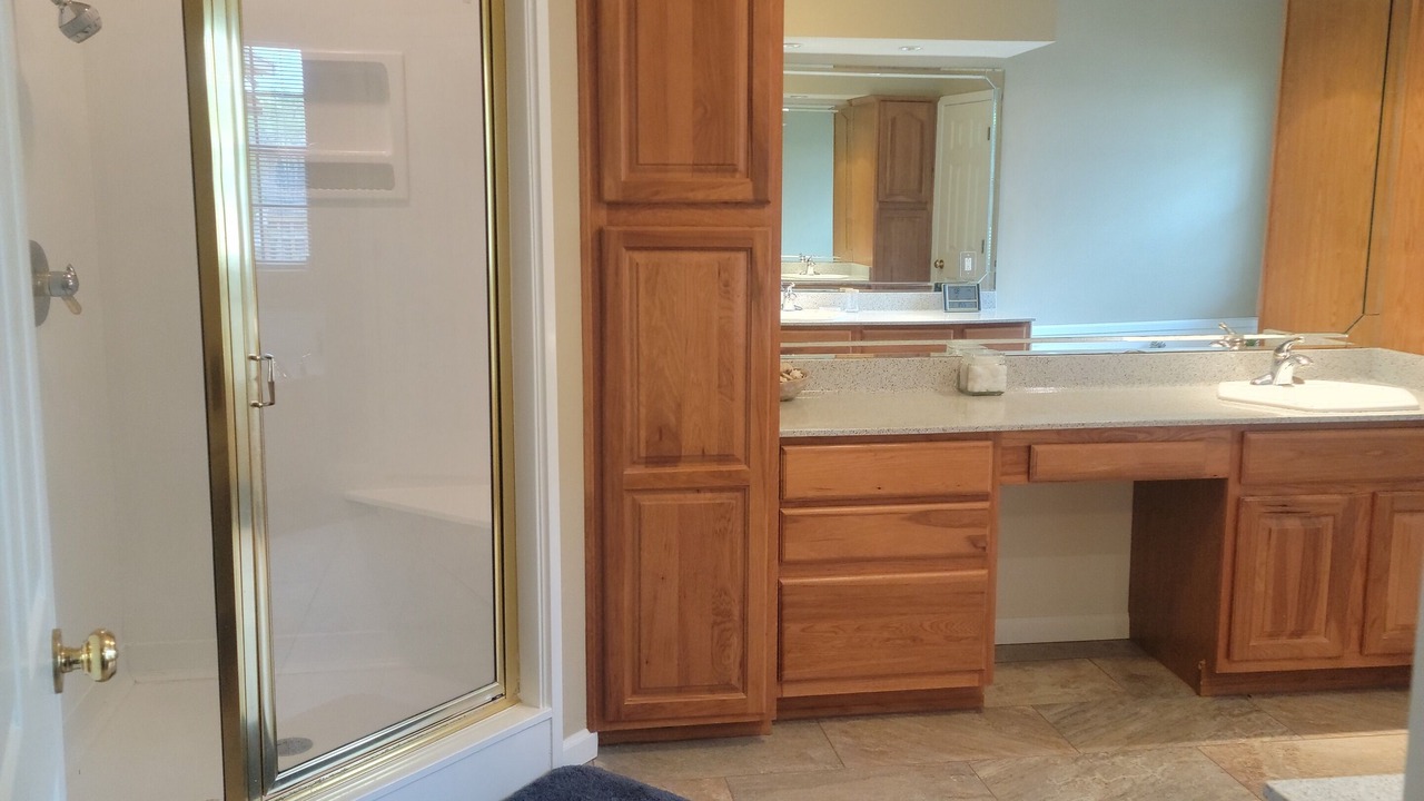 Photo of Bathroom in Uncertain