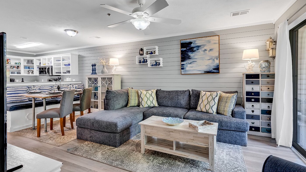 Photo of Livingroom in Pawleys Island