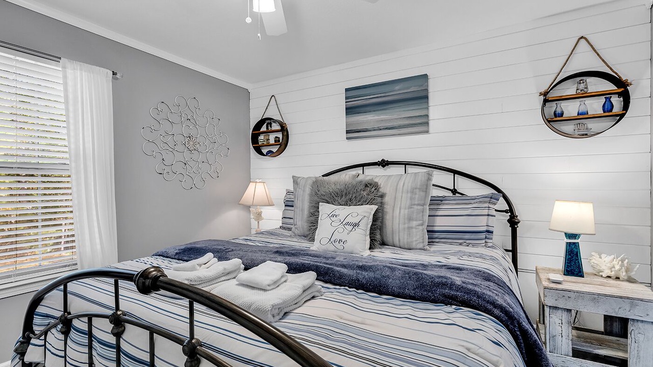Photo of Bedroom in Pawleys Island