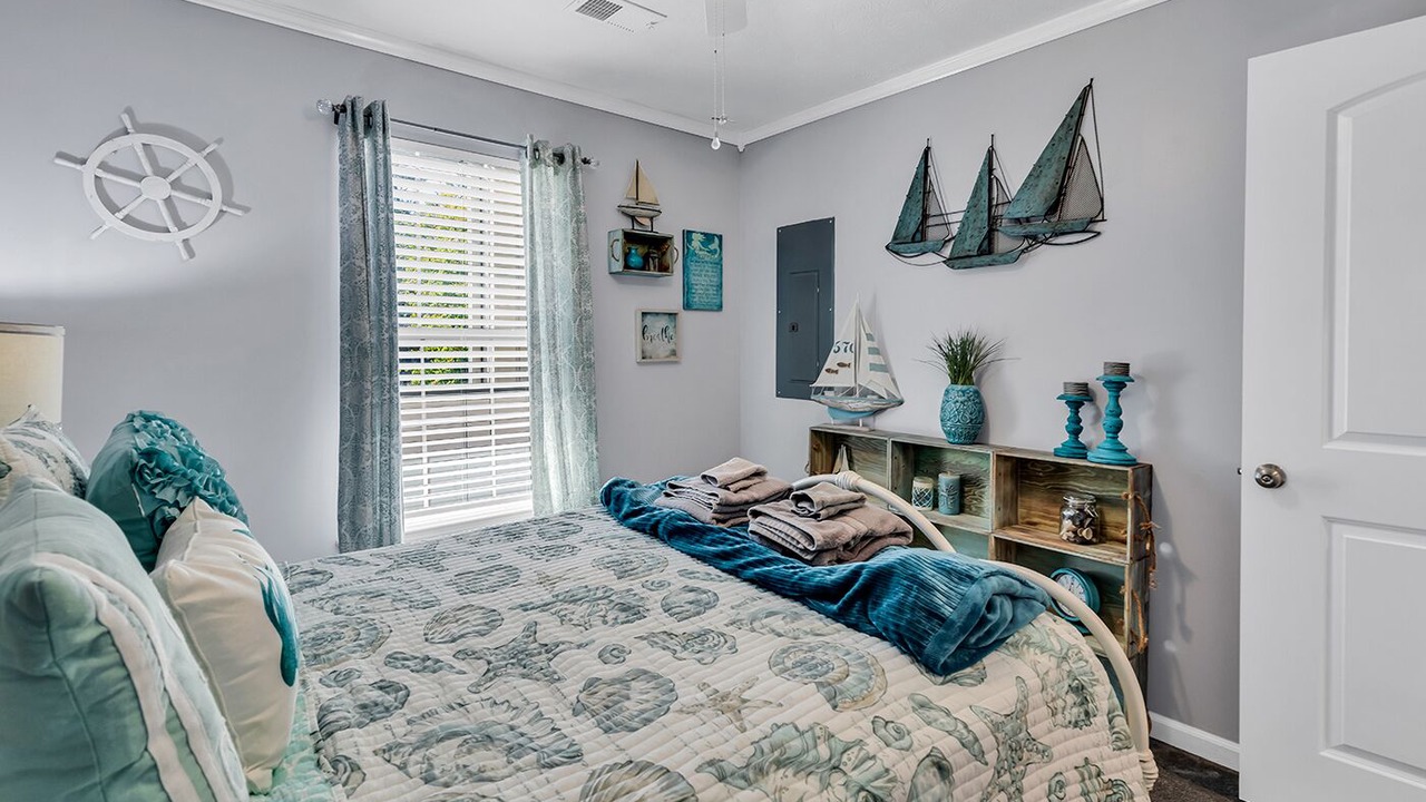 Photo of Bedroom in Pawleys Island