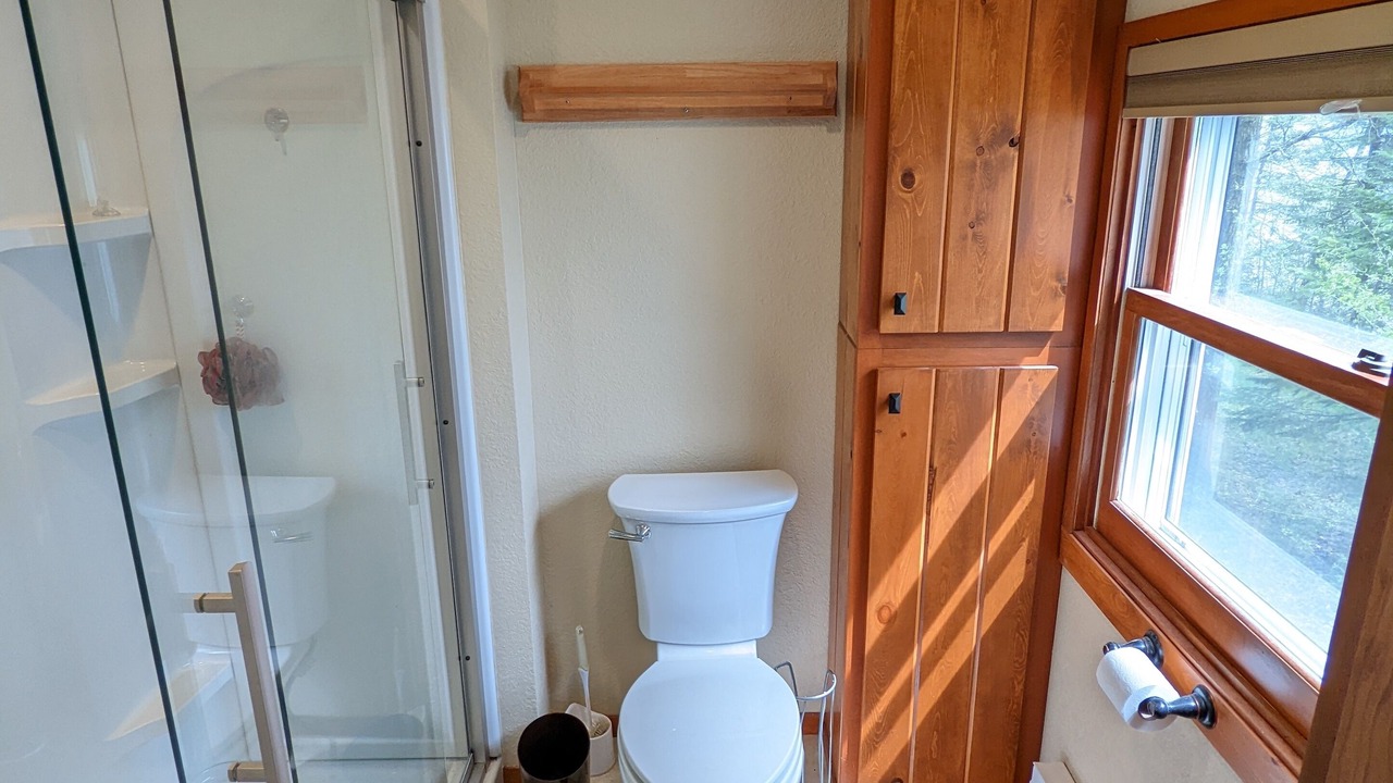 Photo of Bathroom in Greenway