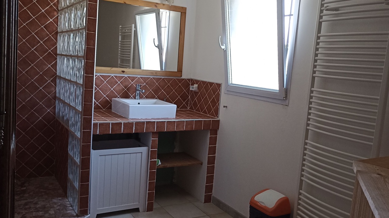 Photo of Bathroom in Calvisson