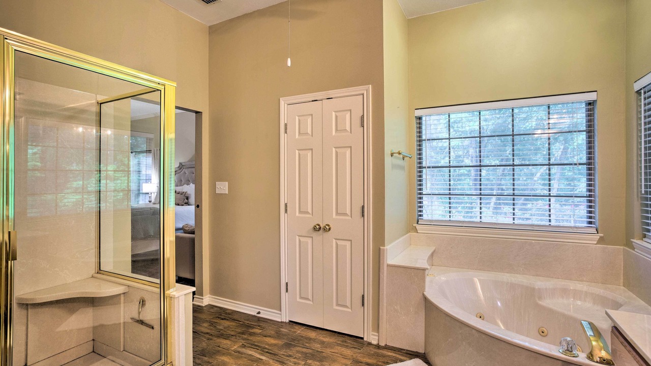 Photo of Bathroom in Emory