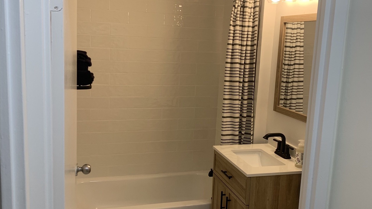 Photo of Bathroom in Long Beach