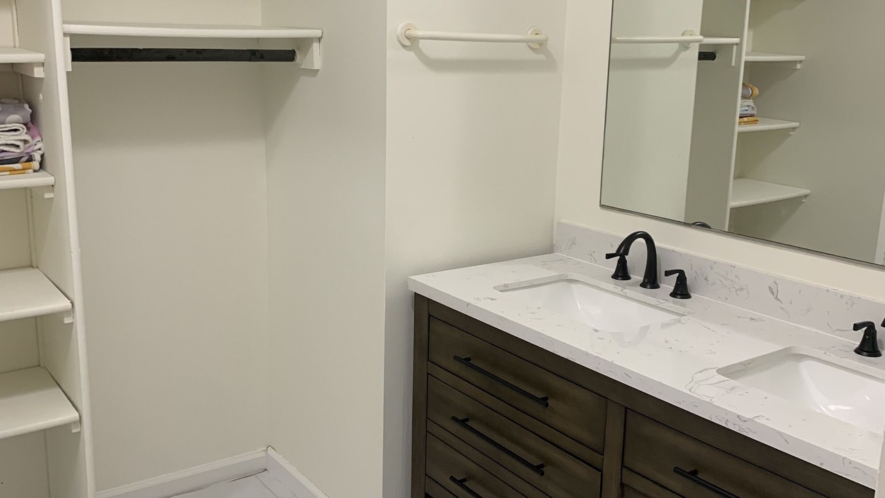 Photo of Bathroom in Long Beach