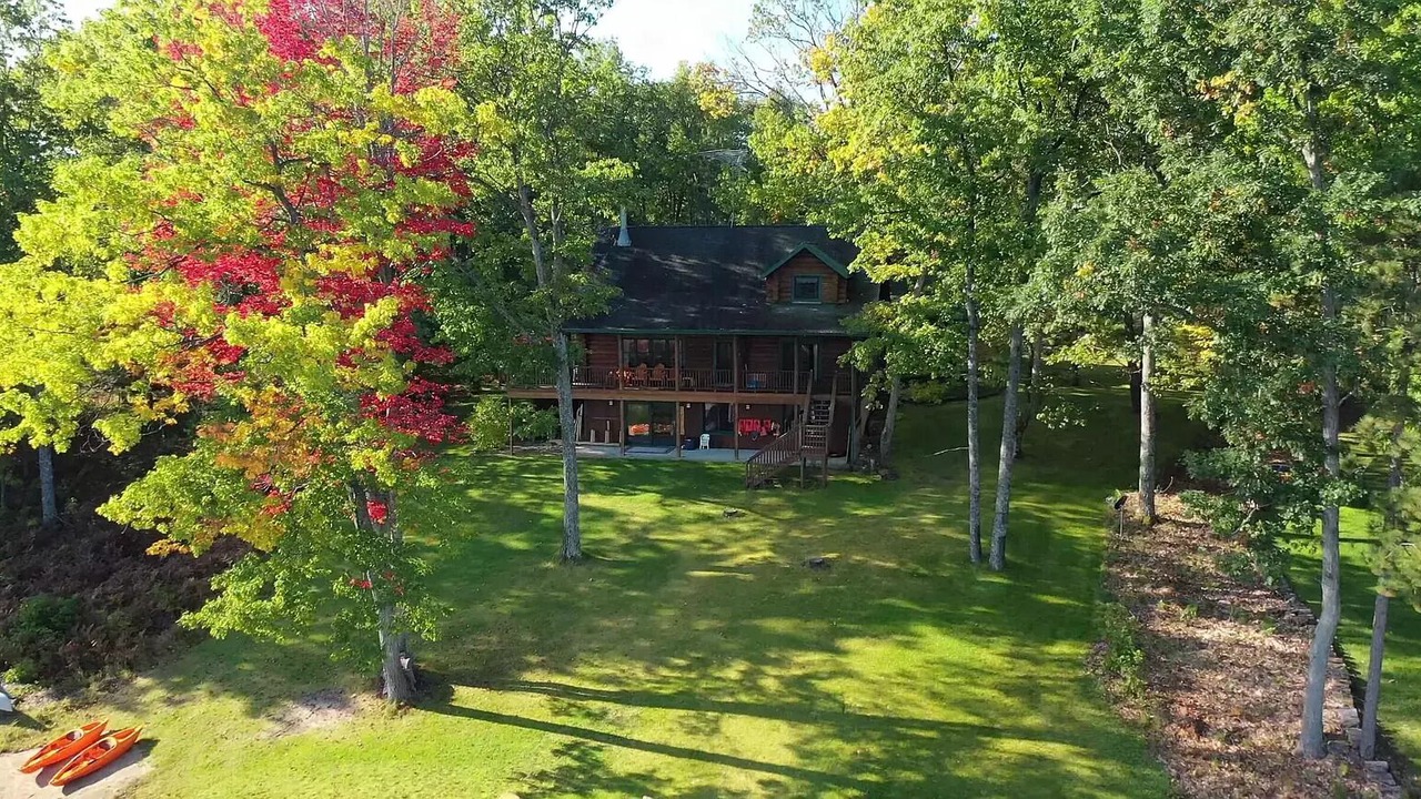 Photo of Others in St. Helen