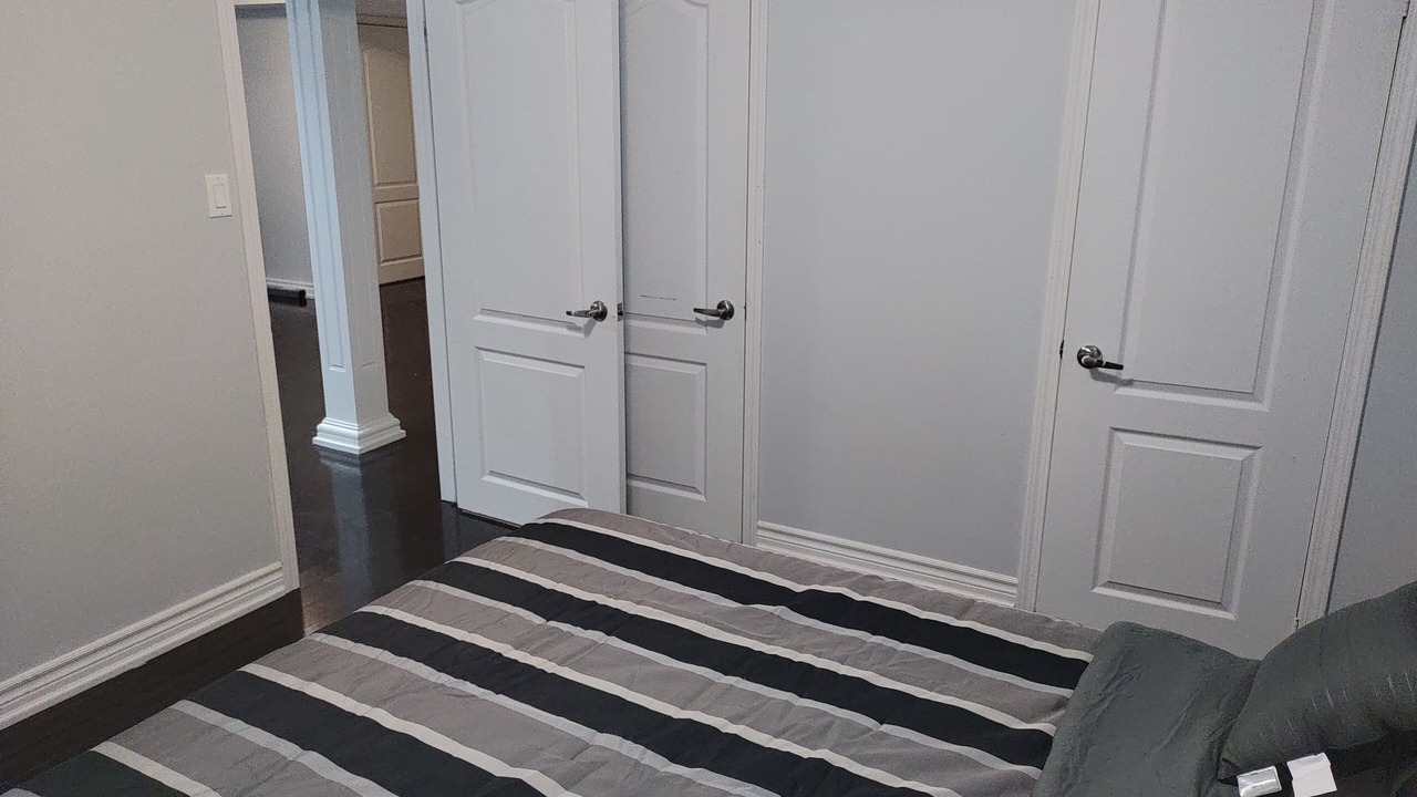 Photo of Bedroom in Halton Regional Municipality