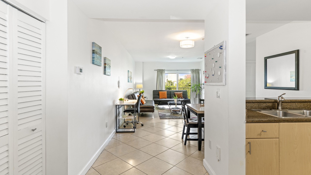 Photo of Livingroom in Coral Way