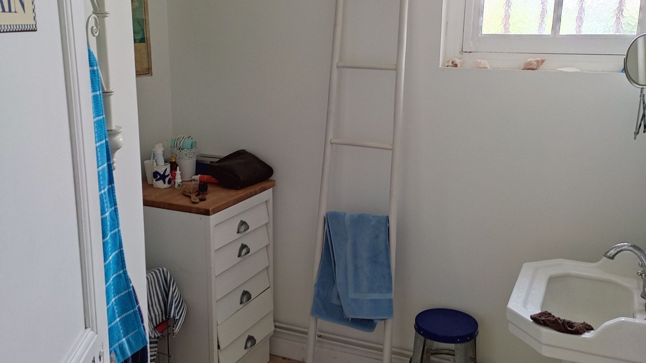 Photo of Bathroom in Le Home