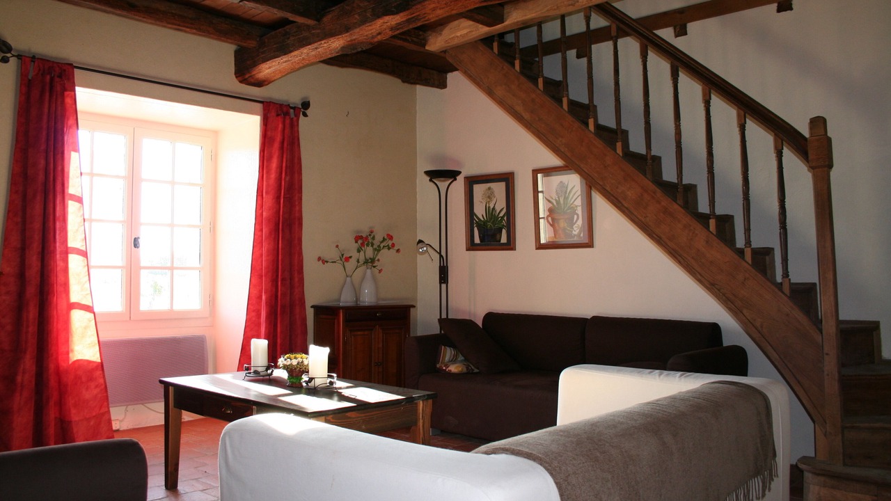 Photo of Livingroom in Conne-de-Labarde