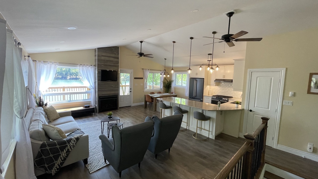 Photo of Livingroom in Frontenac