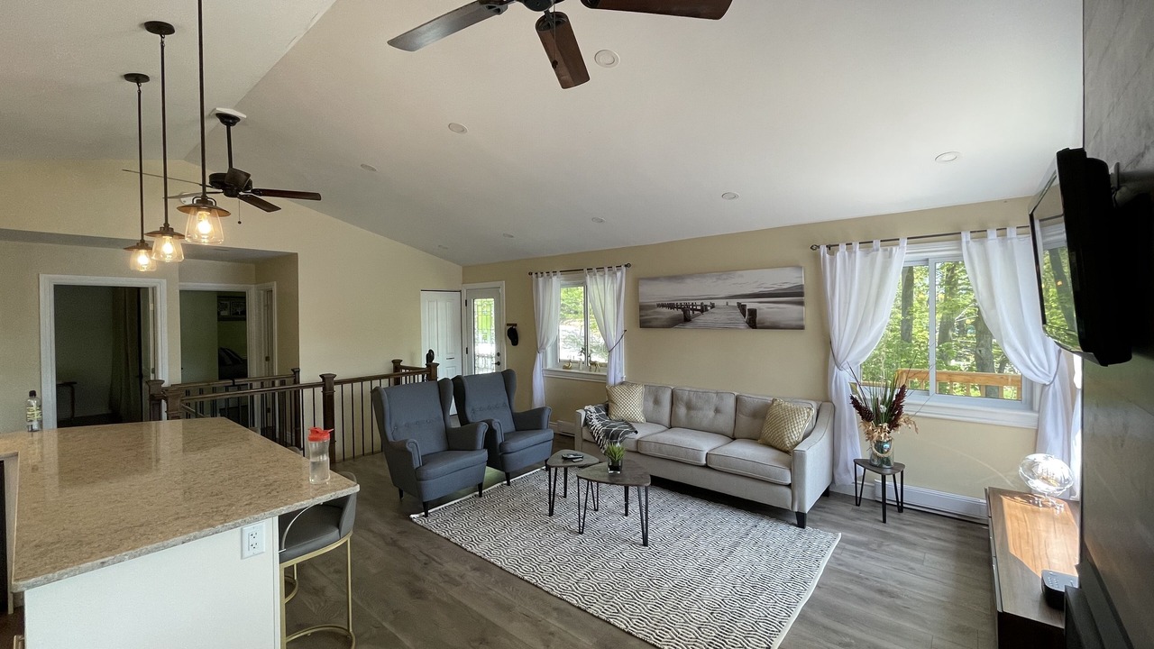 Photo of Livingroom in Frontenac