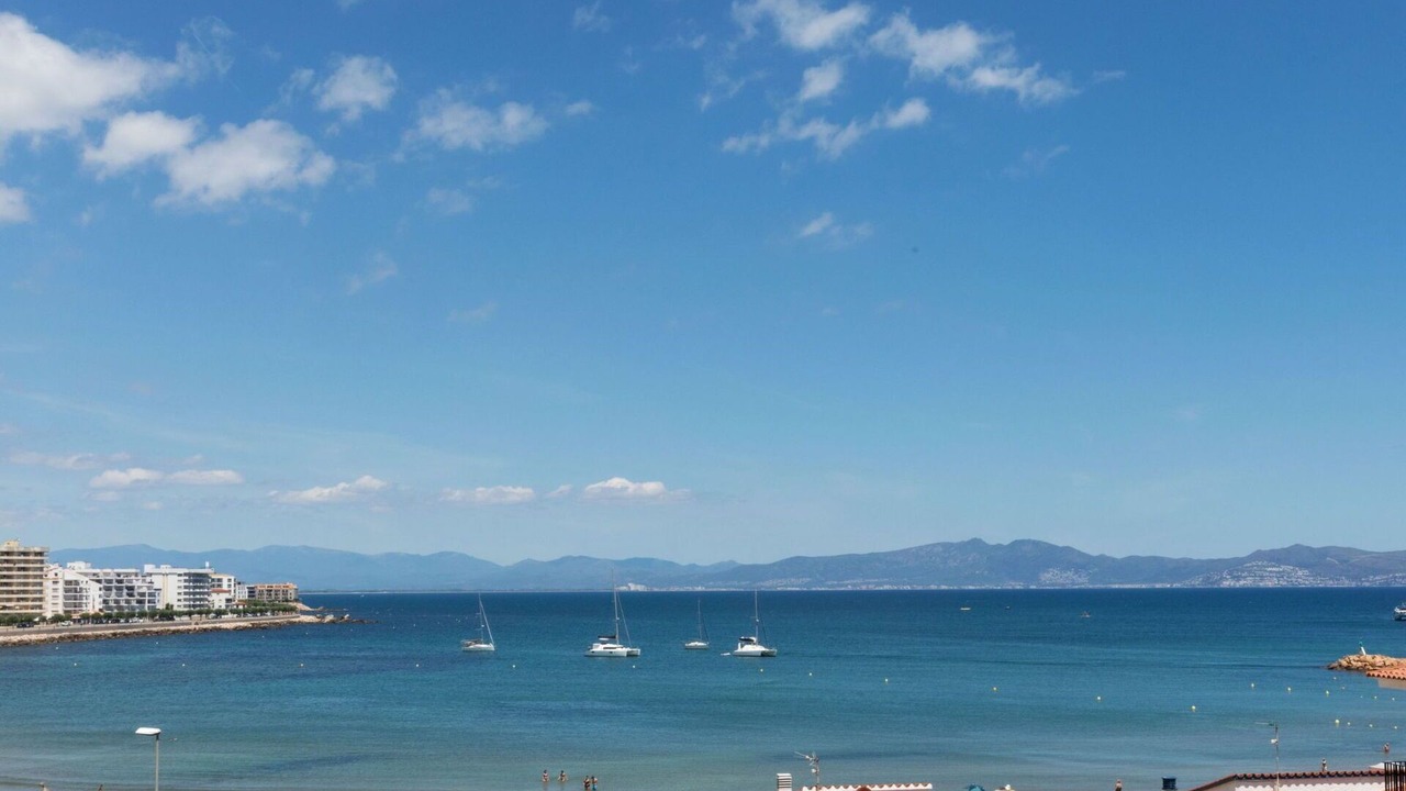 Photo of Others in L'Escala