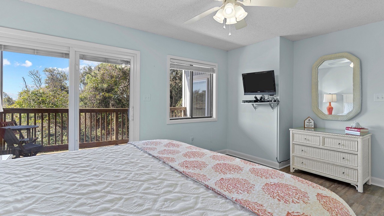 Photo of Bedroom in Caswell Beach
