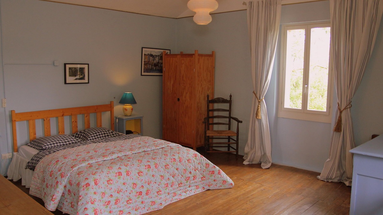 Photo of Bedroom in Beaumont-de-Lomagne