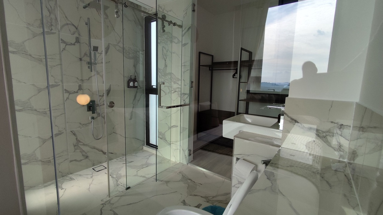 Photo of Bathroom in Tropicana