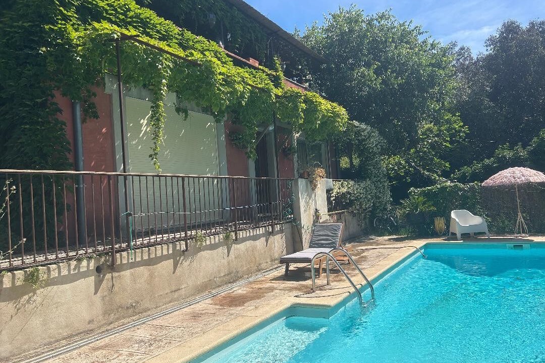 Photo of Outdoor in Caremeau