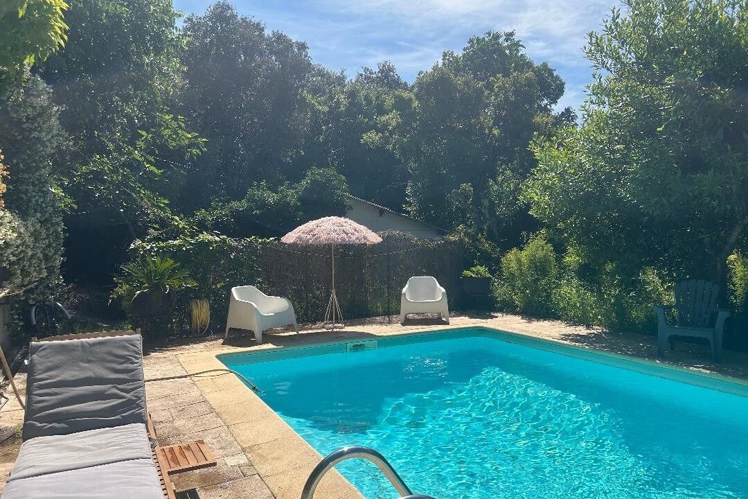 Photo of Outdoor in Caremeau