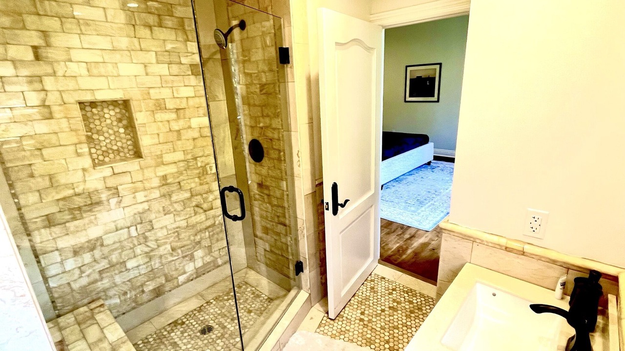 Photo of Bathroom in Beverly Hills