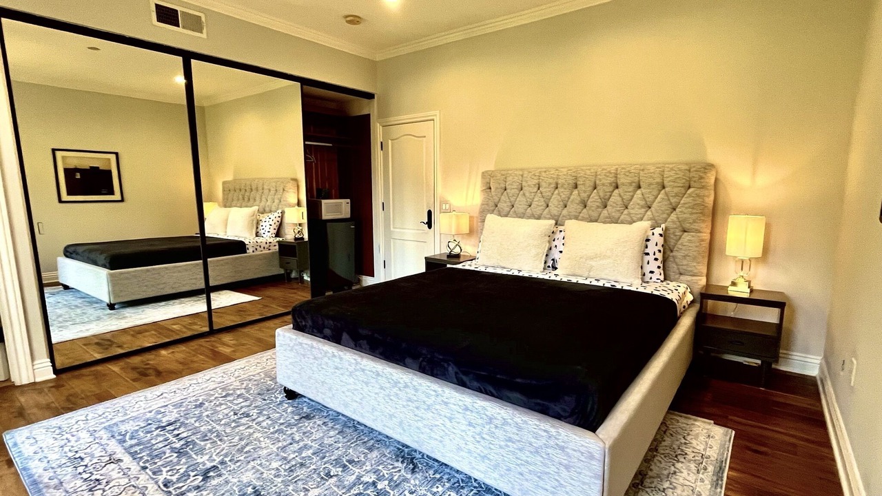 Photo of Bedroom in Beverly Hills