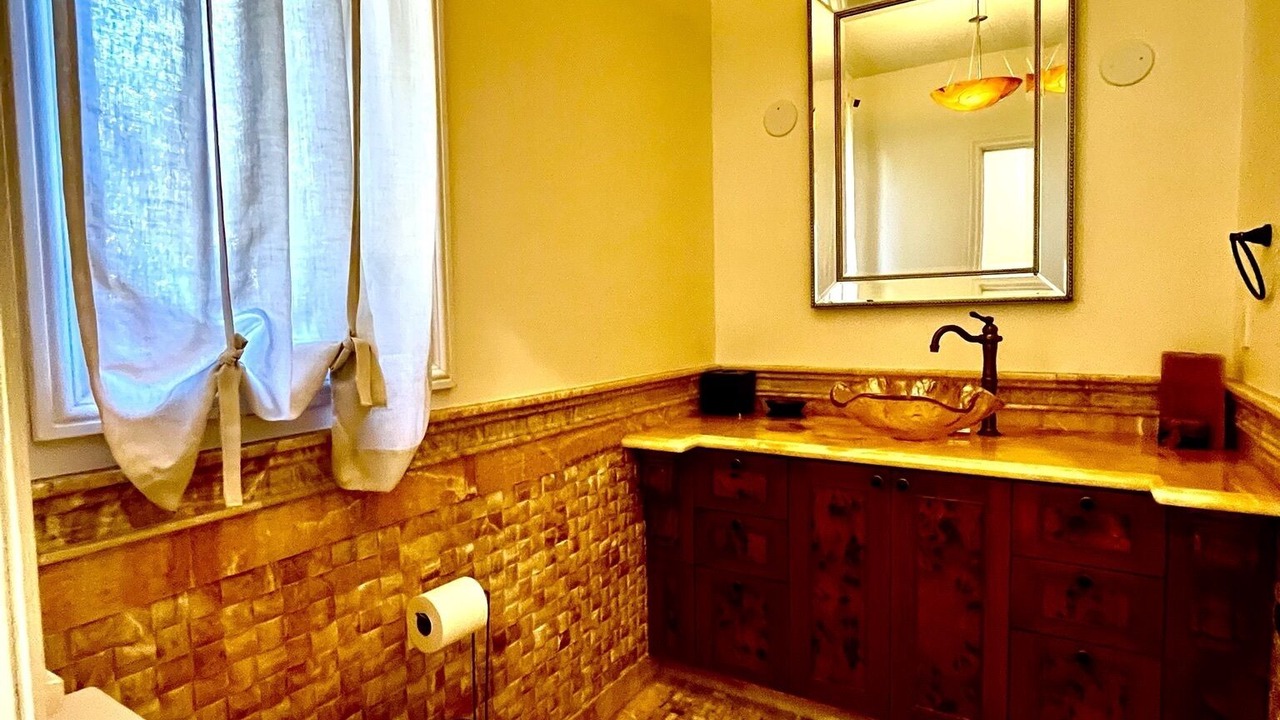 Photo of Bathroom in Beverly Hills