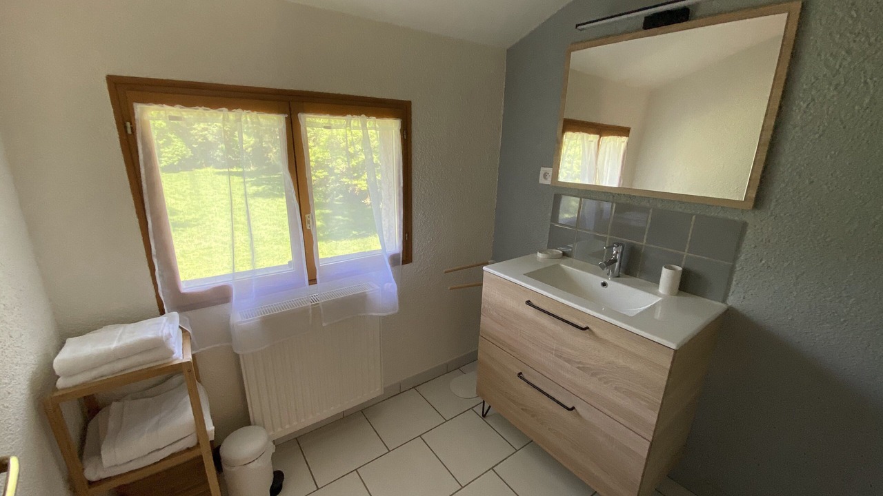 Photo of Bathroom in Homps