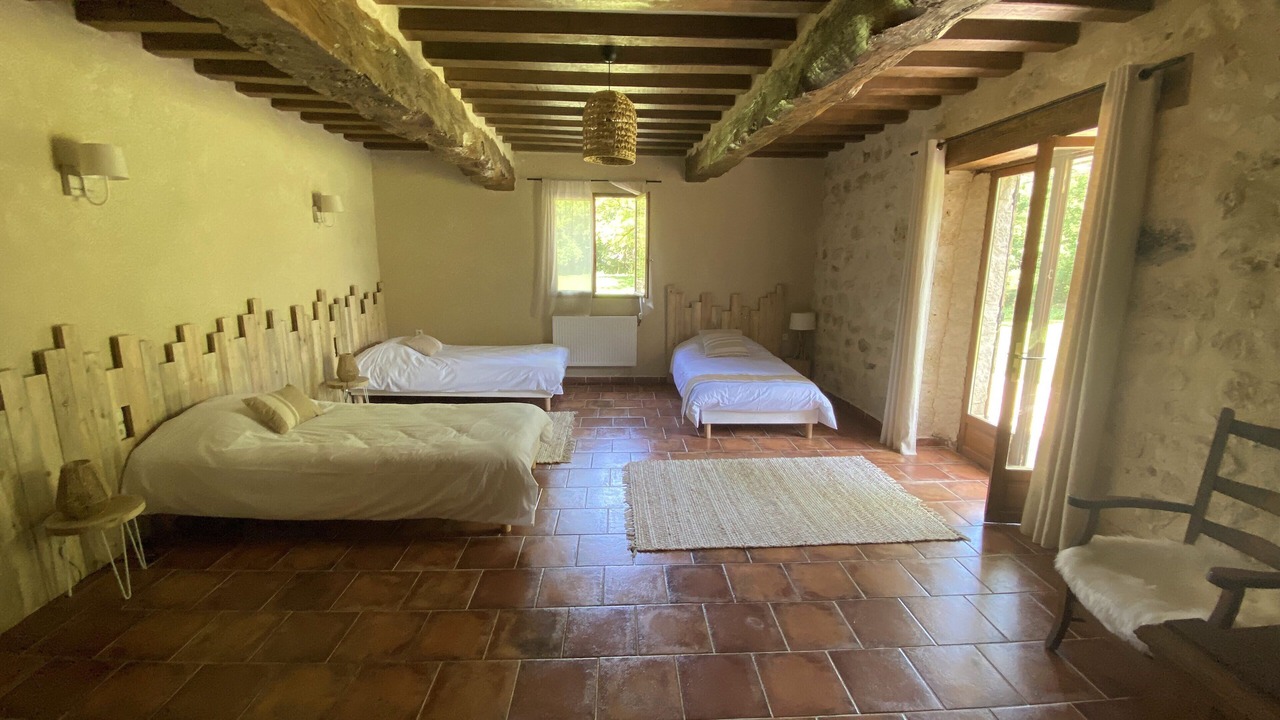 Photo of Bedroom in Homps