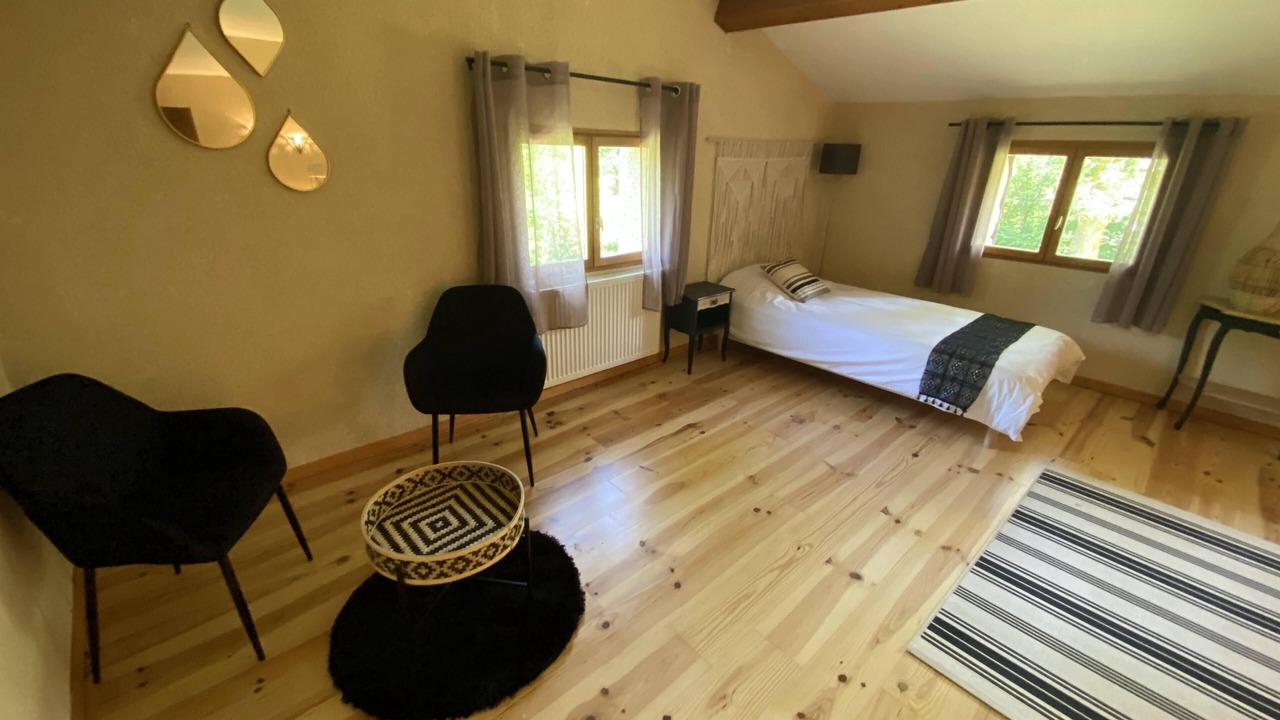 Photo of Bedroom in Homps