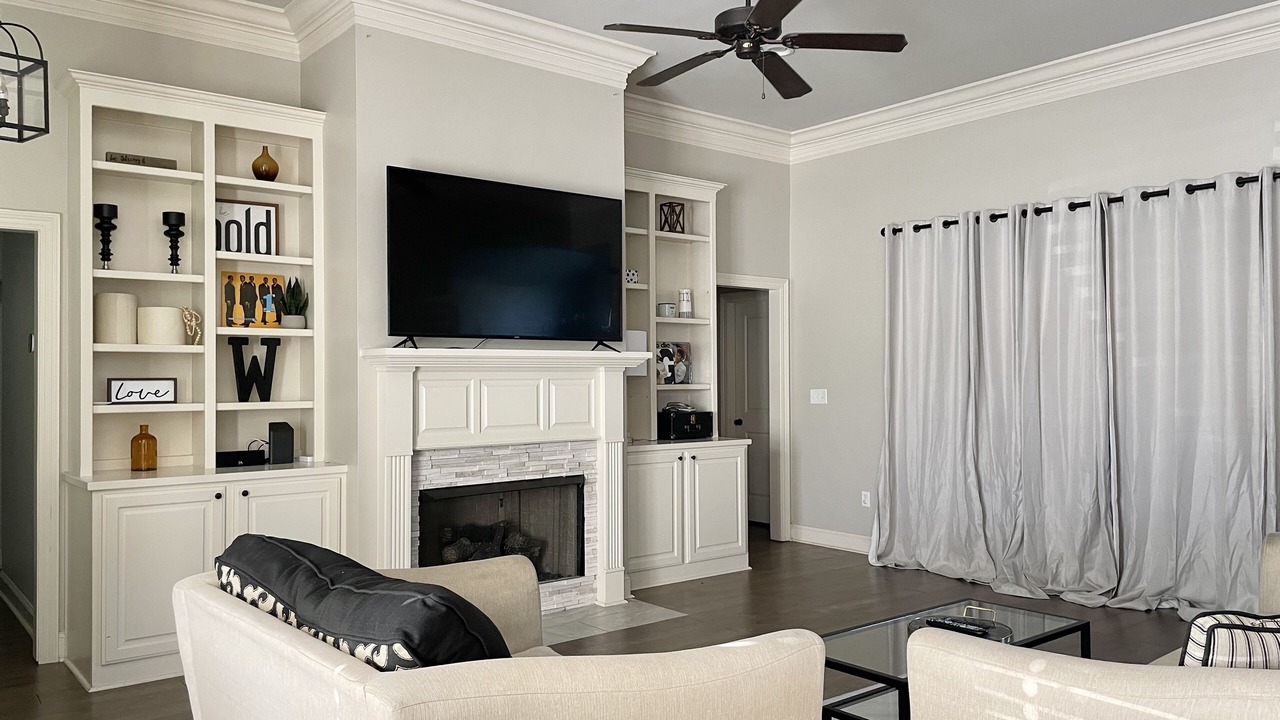 Photo of Livingroom in Prairieville