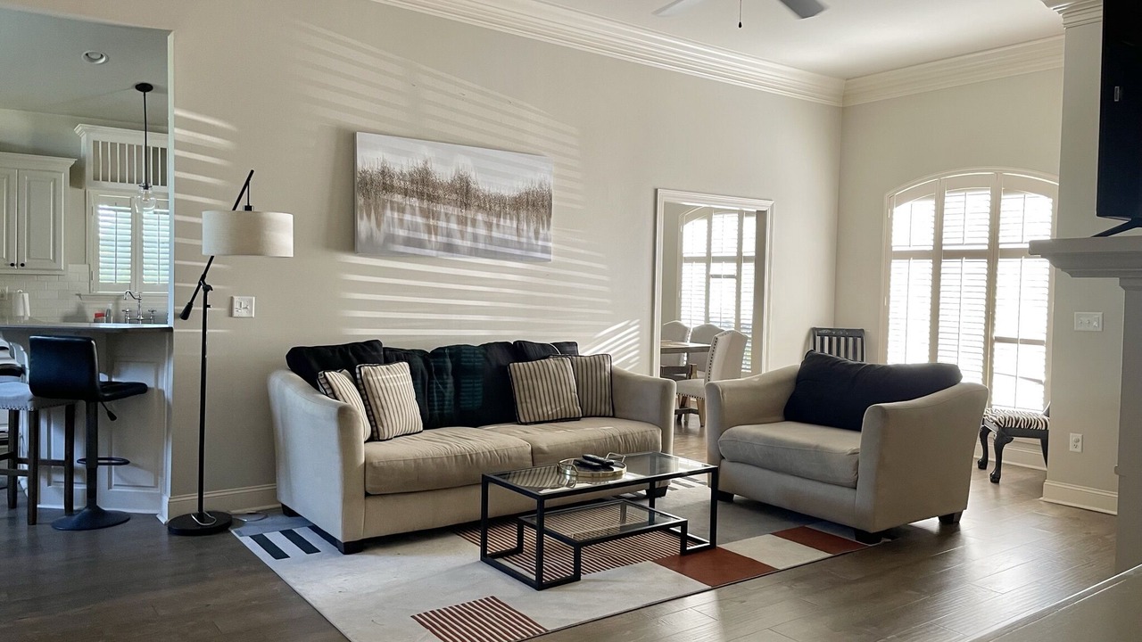 Photo of Livingroom in Prairieville