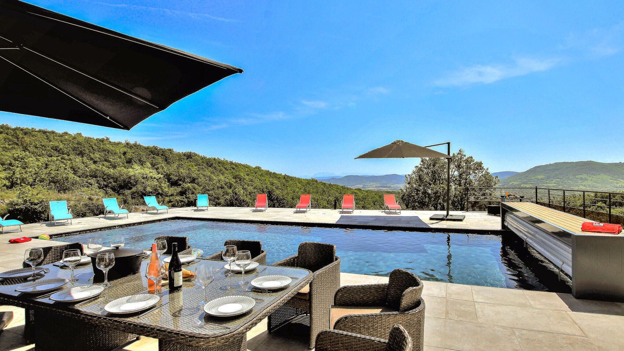Photo of Outdoor in Alissas