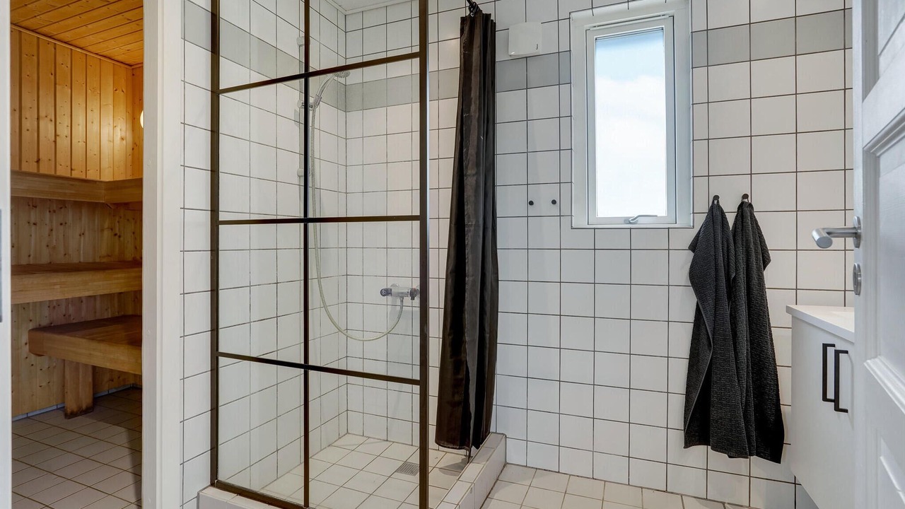 Photo of Bathroom in Pøt Strandby