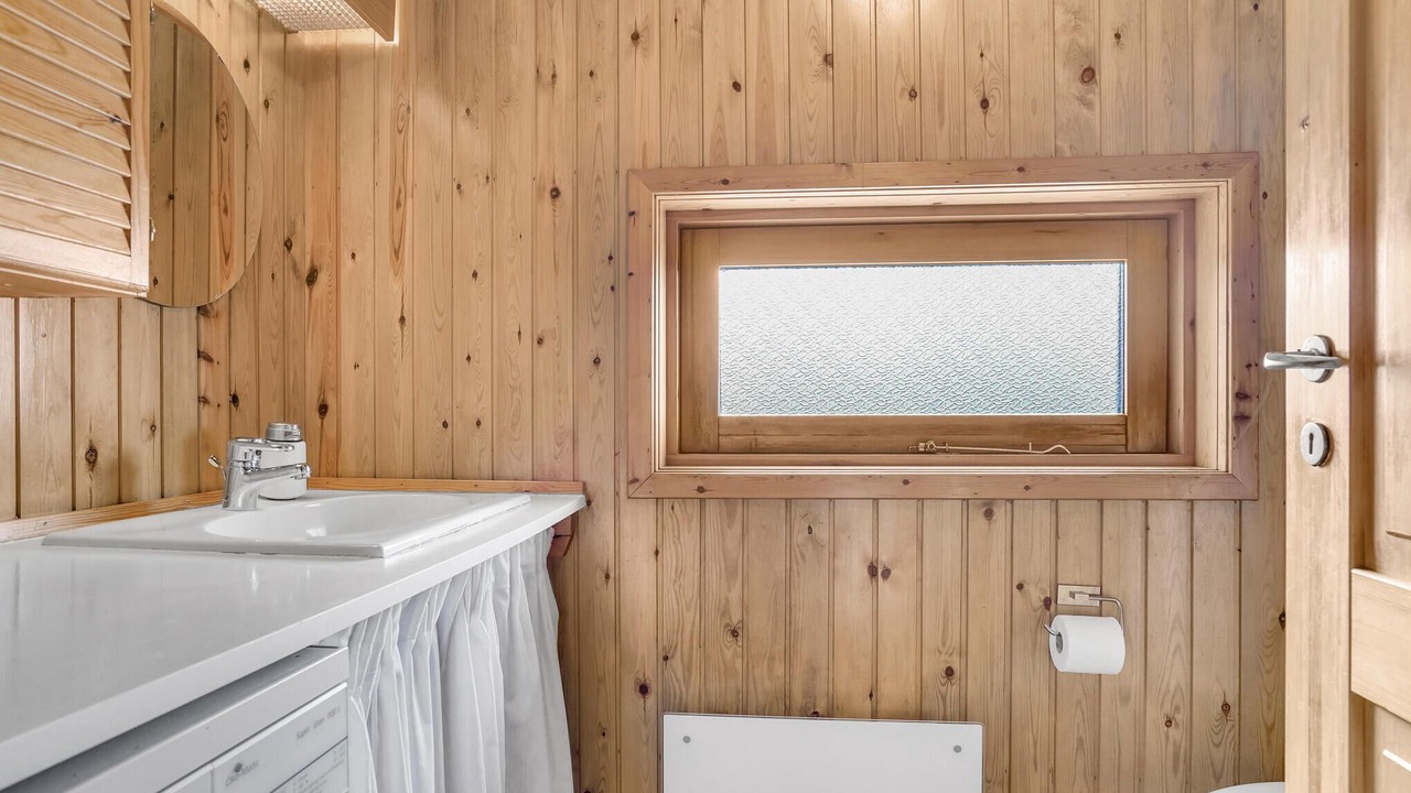 Photo of Bathroom in Skram
