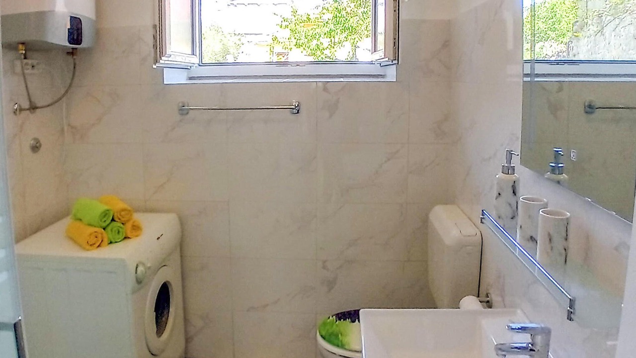 Photo of Bathroom in Veli Iz