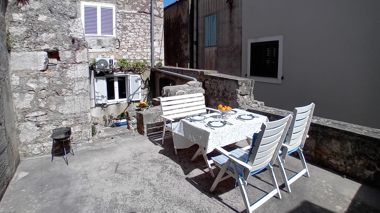 Photo of Outdoor in Veli Iz