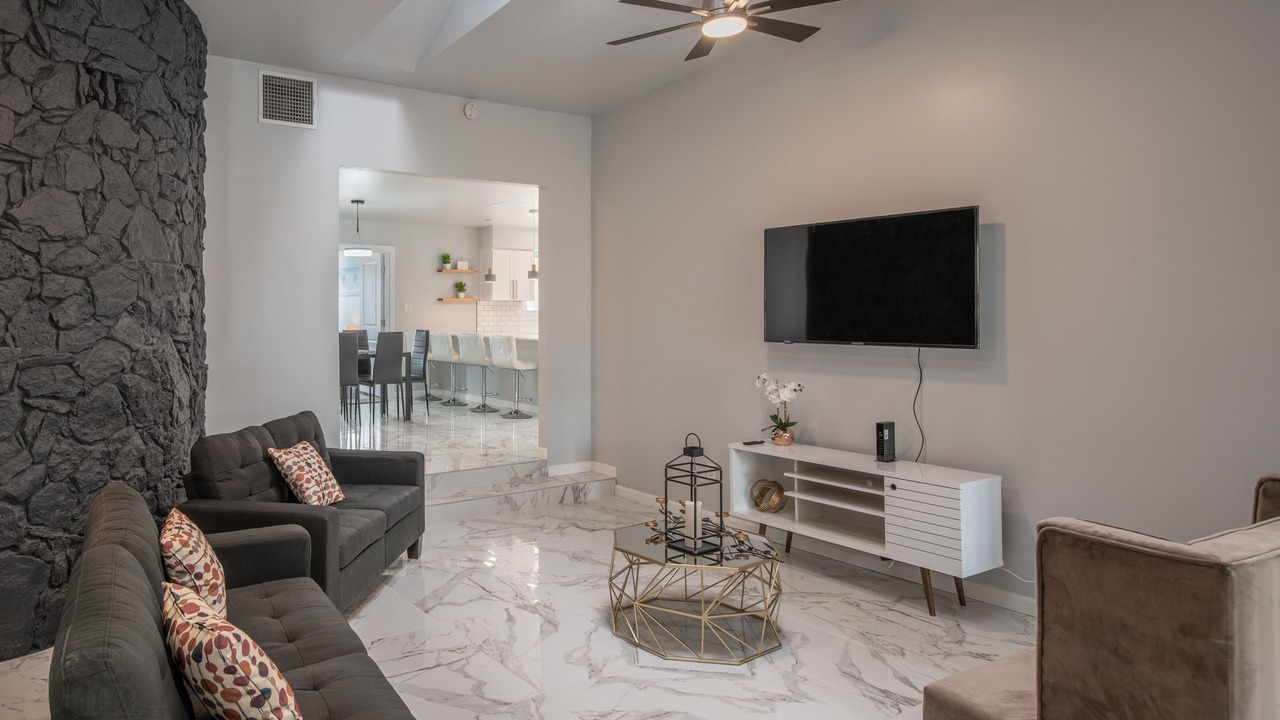 Photo of Livingroom in Albuquerque