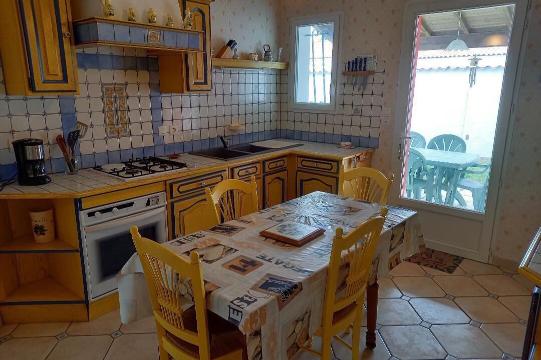 Photo of Kitchen in Saint-Palais-sur-Mer