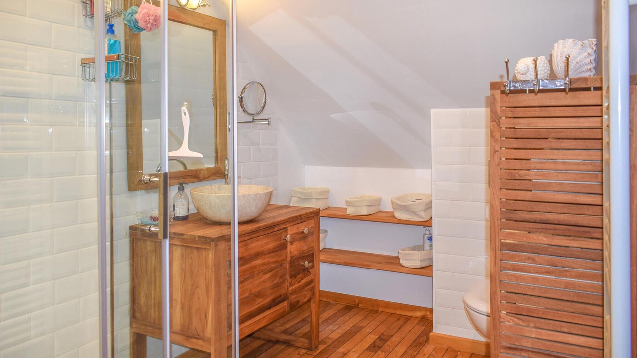 Photo of Bathroom in Pleudaniel