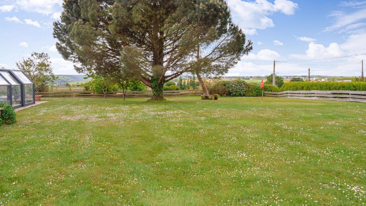 Photo of Others in Pleudaniel