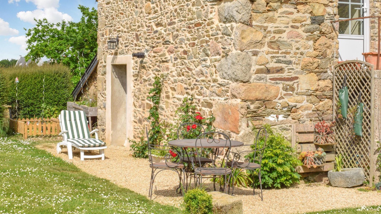 Photo of Others in Pleudaniel