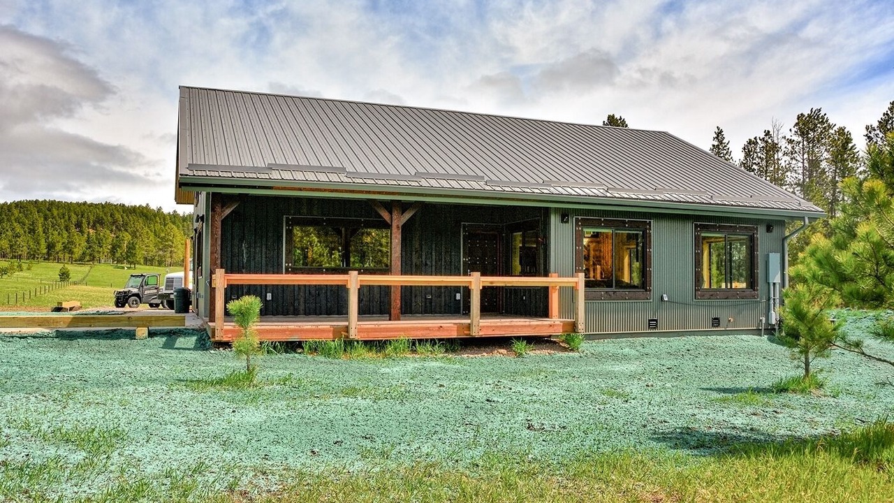 Photo of Outdoor in Colonial Pine Hills