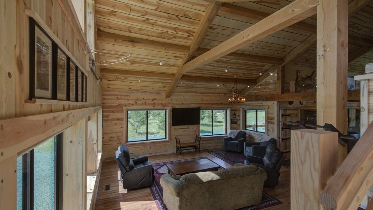 Photo of Bedroom in Colonial Pine Hills